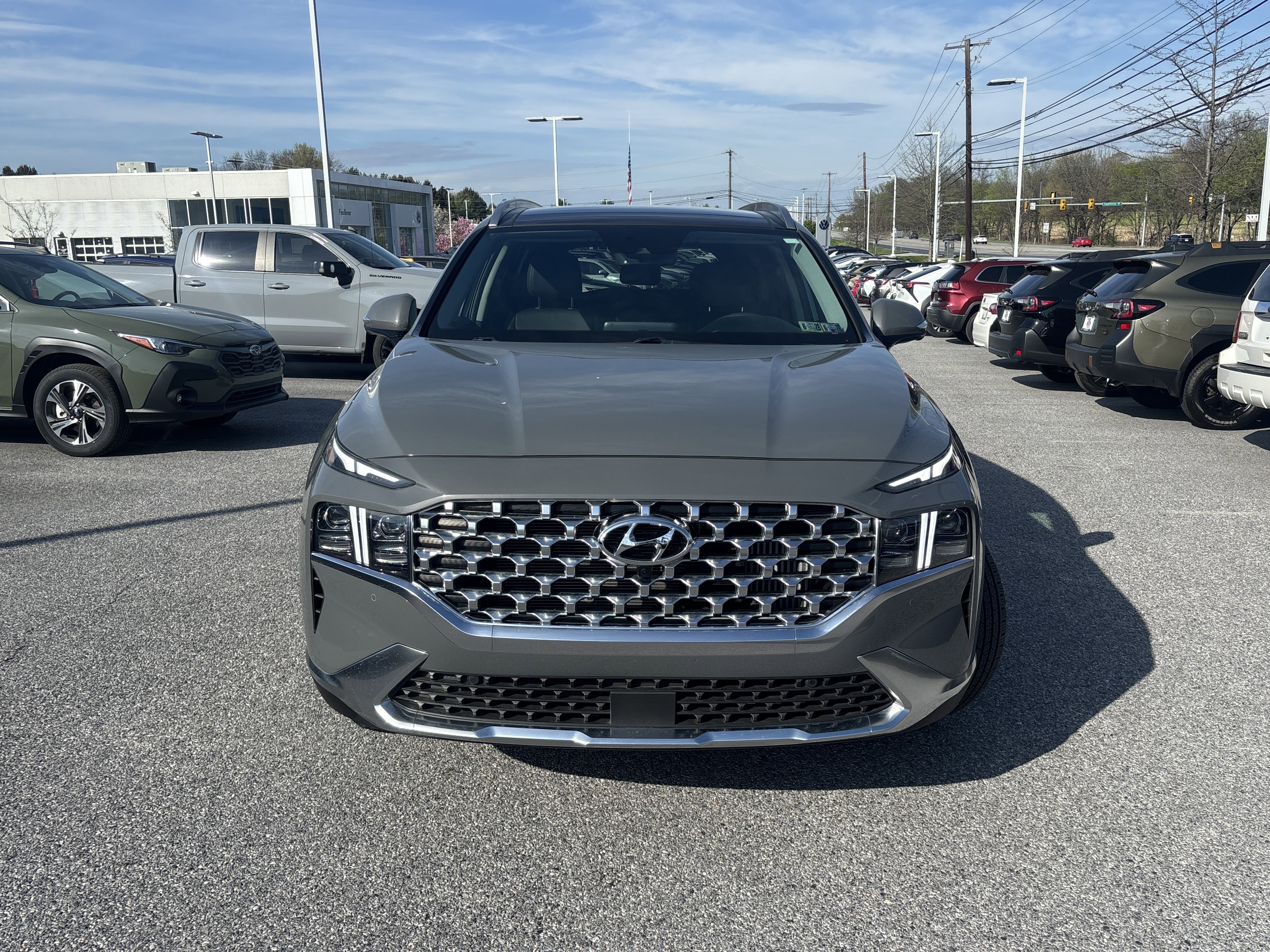 Used 2023 Hyundai Santa Fe Limited image 2