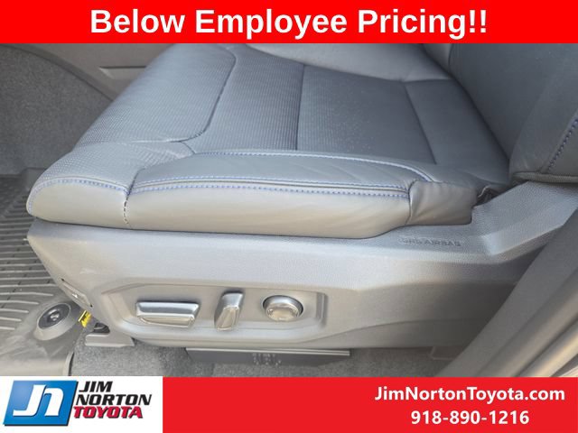 New 2026 Toyota Tundra Platinum w/ TRD Off-Road Package AWD/4WD image 21