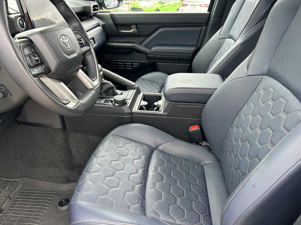 Certified 2025 Toyota 4Runner Platinum AWD/4WD image 11
