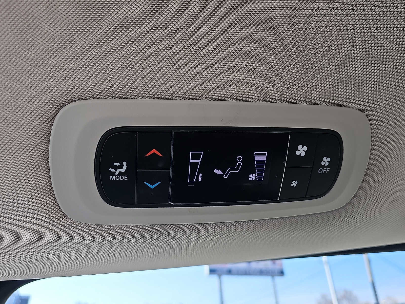 Used 2022 Chrysler Voyager LX w/ Fleet Security Group image 12