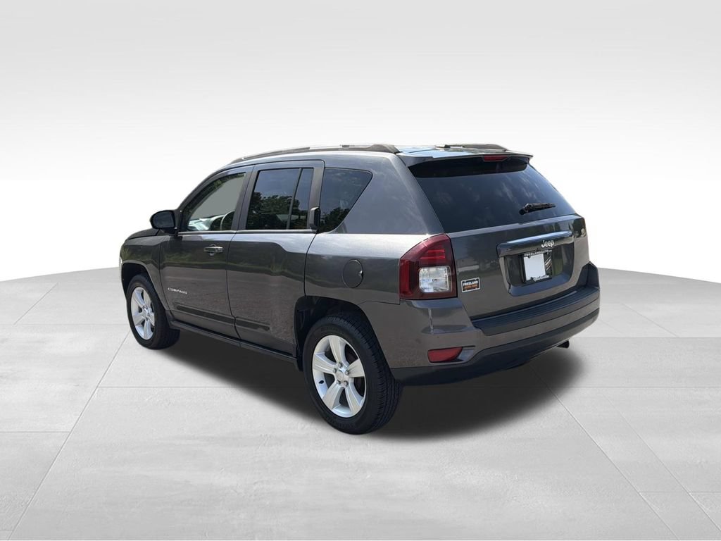Used 2015 Jeep Compass Sport w/ Power Value Group FWD image 5