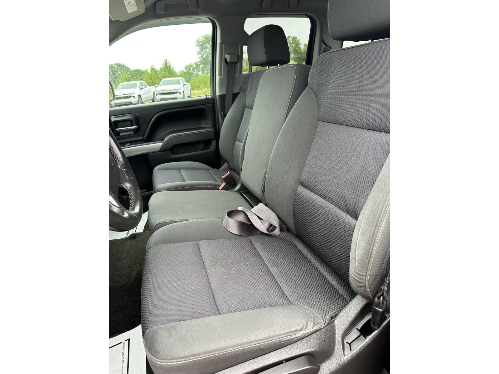 Used 2017 Chevrolet Silverado 1500 LT AWD/4WD image 55
