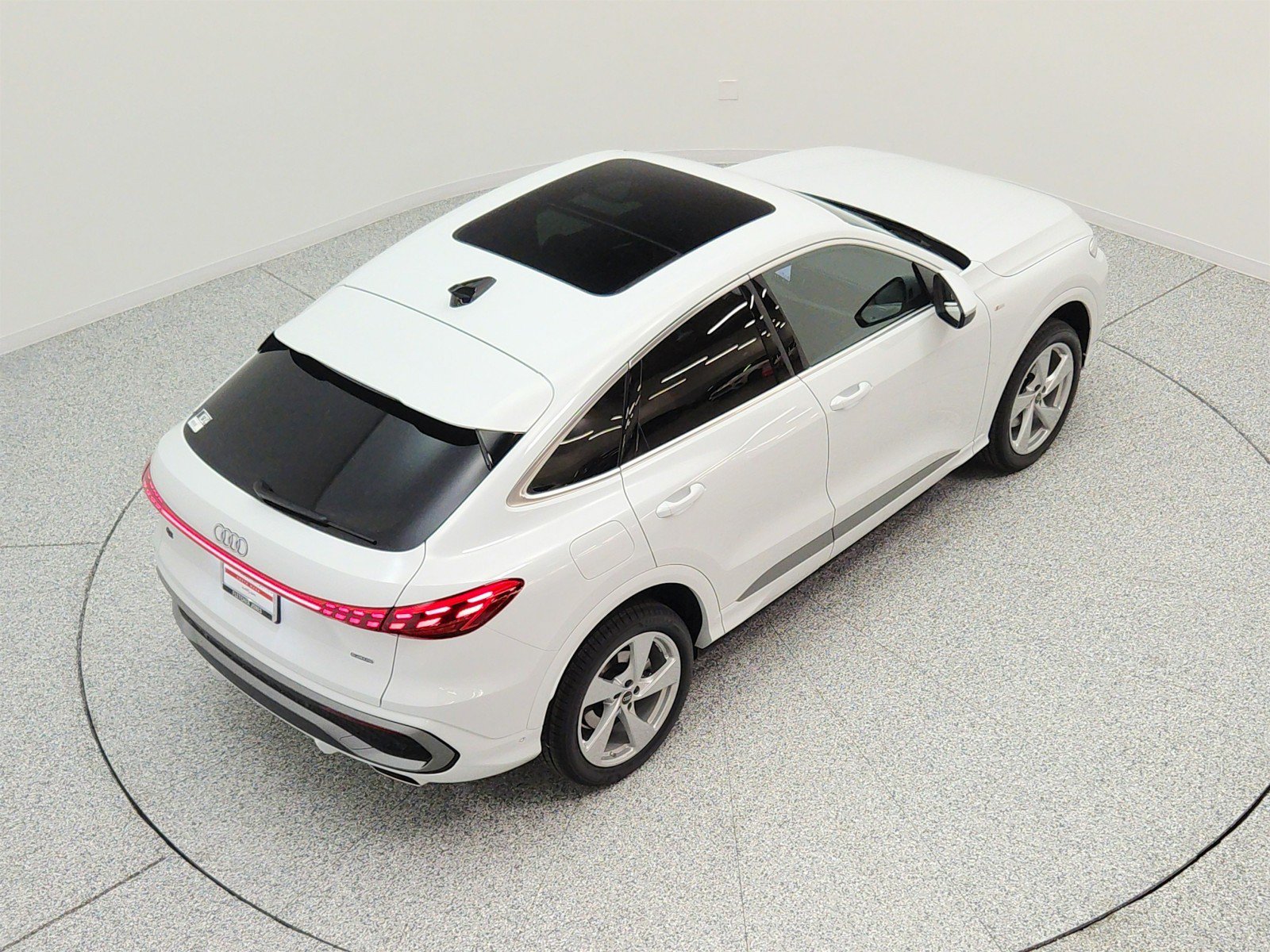 New 2026 Audi Q5 Premium Plus AWD/4WD image 20