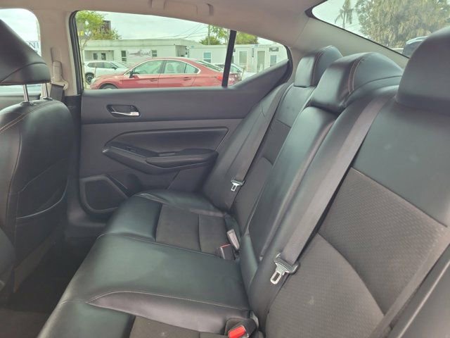 Certified 2021 Nissan Altima 2.0 SR image 15