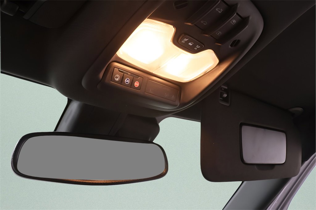 Used 2021 Chevrolet TrailBlazer ACTIV w/ Sun and Liftgate Package image 15