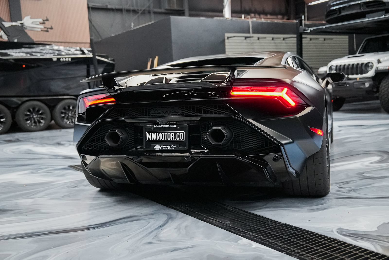 Used 2023 Lamborghini Huracan Tecnica RWD image 13