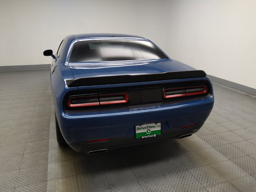 Used 2020 Dodge Challenger SXT w/ Blacktop Package RWD image 6