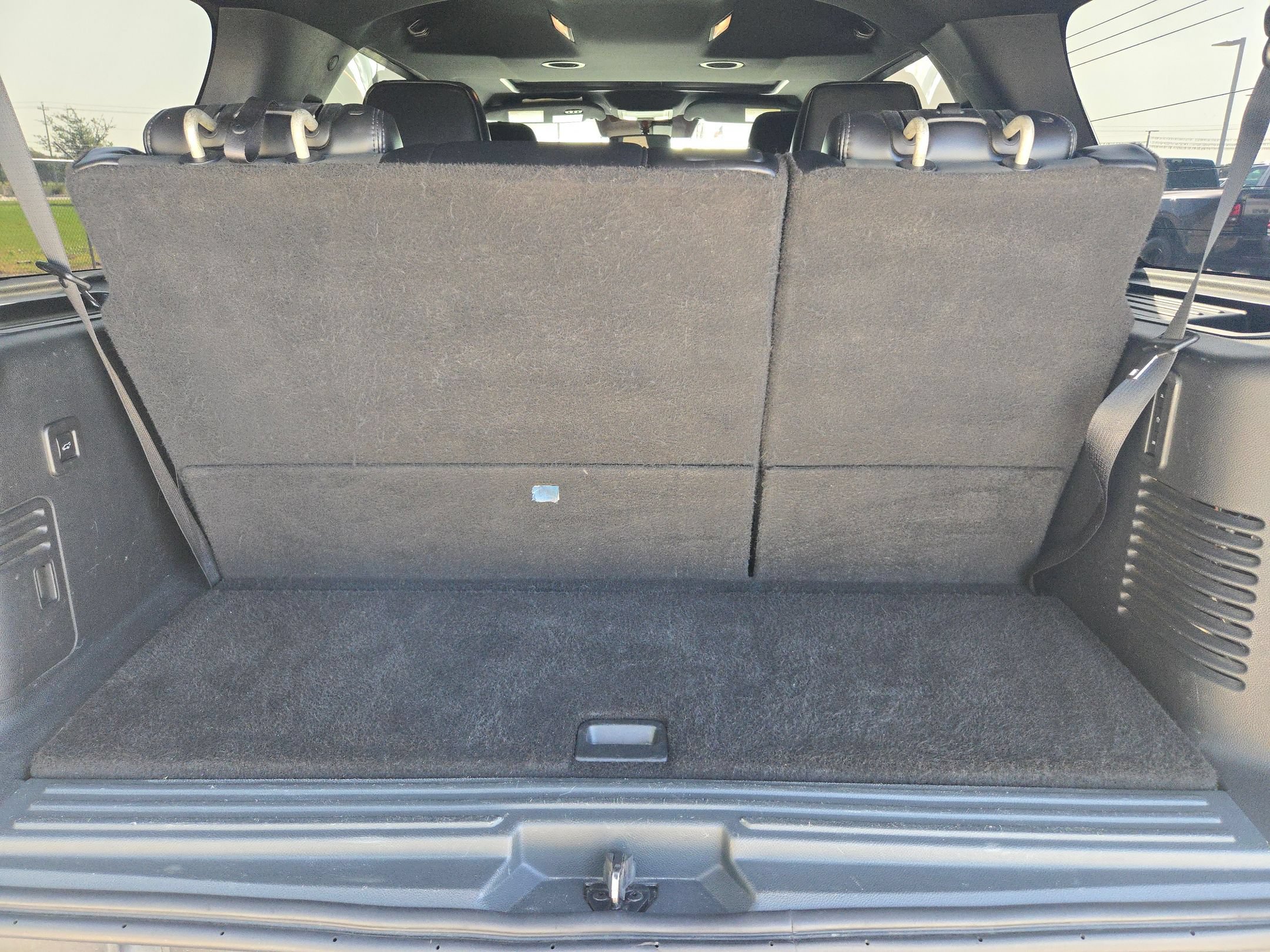 Used 2016 Lincoln Navigator Select RWD image 25