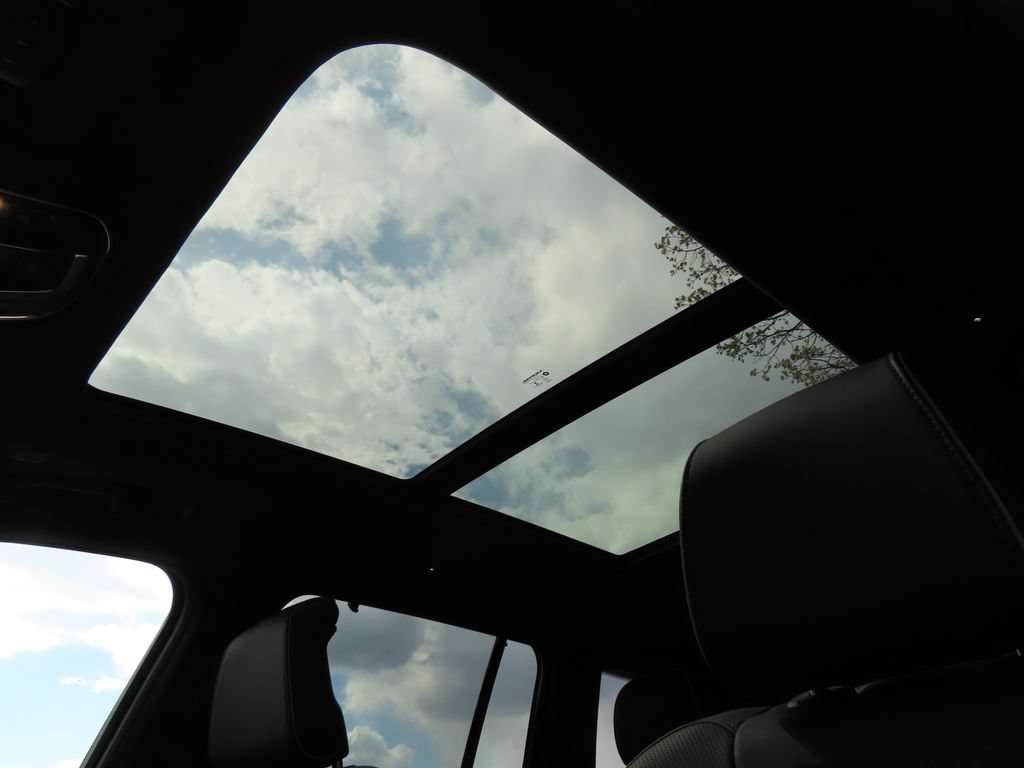 New 2026 Jeep Grand Cherokee Summit AWD/4WD image 7