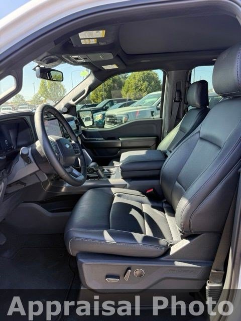 Used 2025 Ford F150 Lariat w/ Equipment Group 502A High AWD/4WD image 9