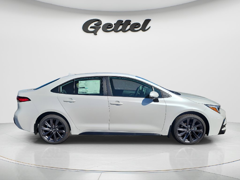 New 2027 Toyota Corolla SE FWD image 4