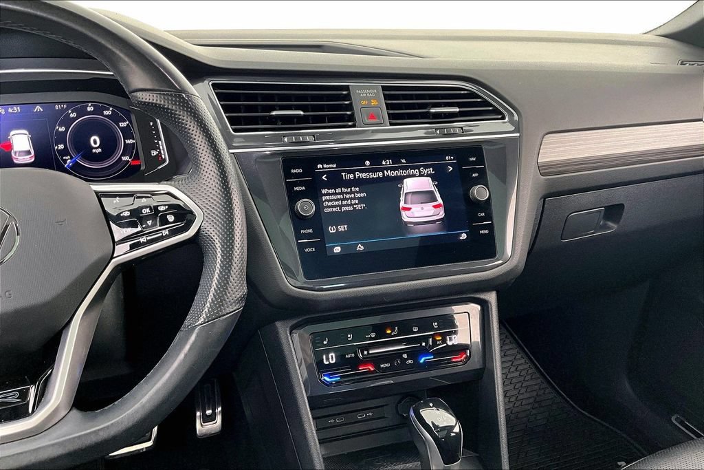 Used 2022 Volkswagen Tiguan SEL R-Line AWD/4WD image 7