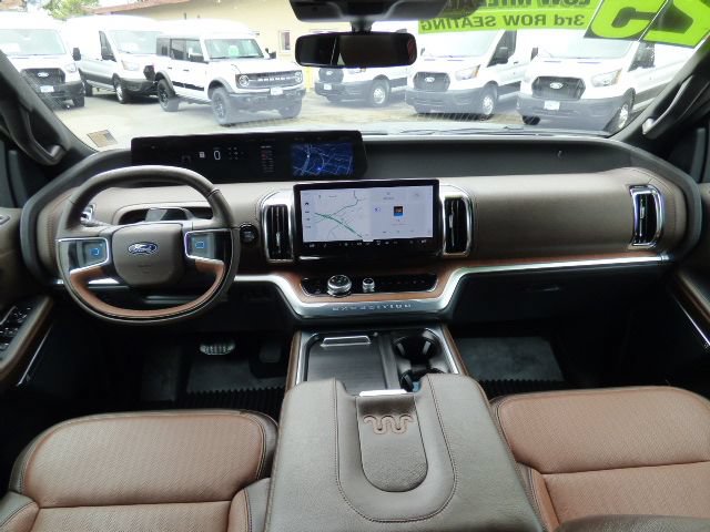 Used 2025 Ford Expedition King Ranch AWD/4WD image 24