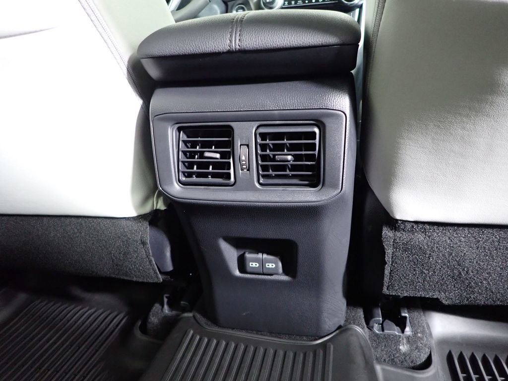 Used 2023 Toyota RAV4 XLE Premium image 43