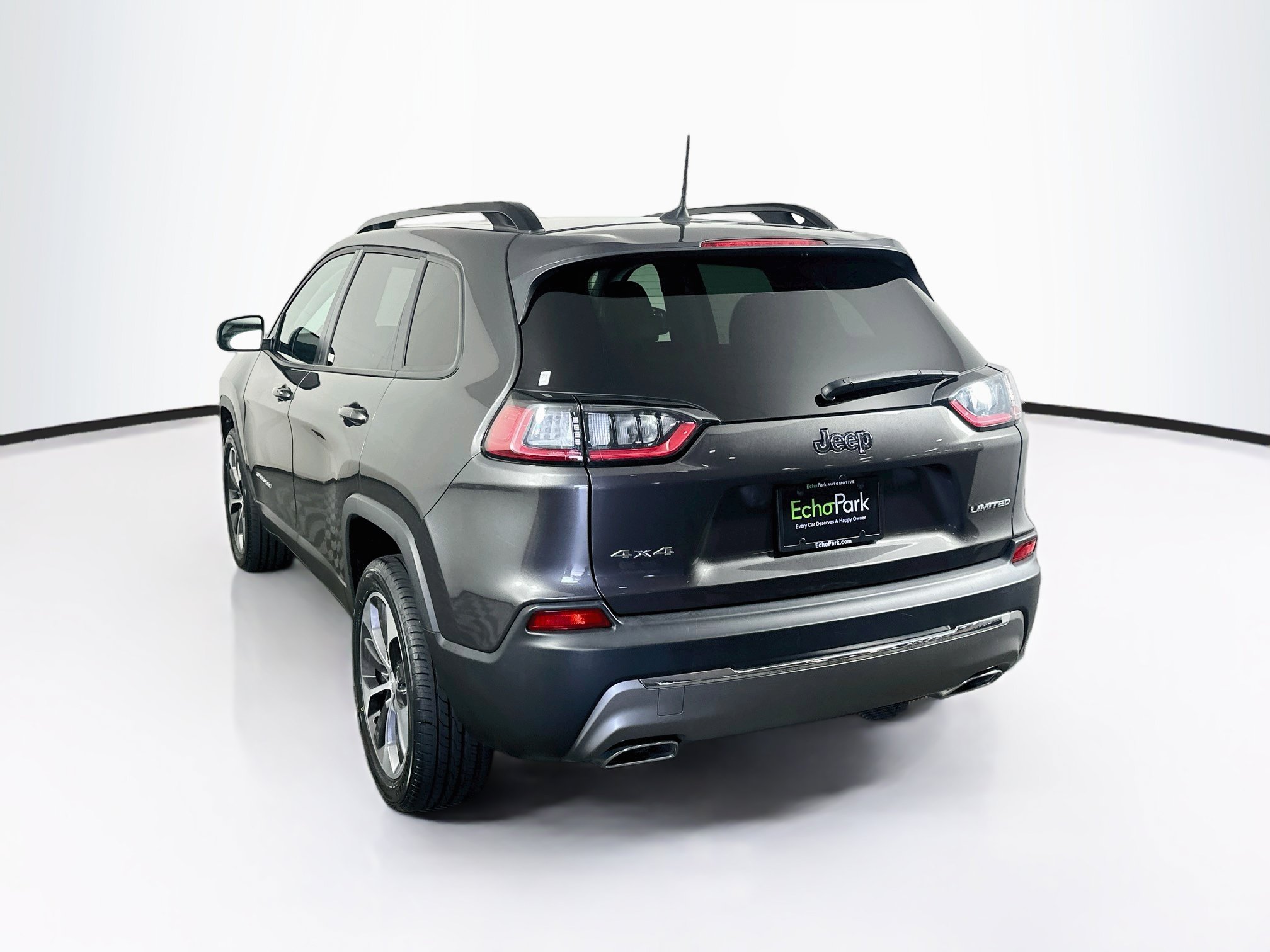 Used 2022 Jeep Cherokee Limited w/ Elite Package AWD/4WD image 5