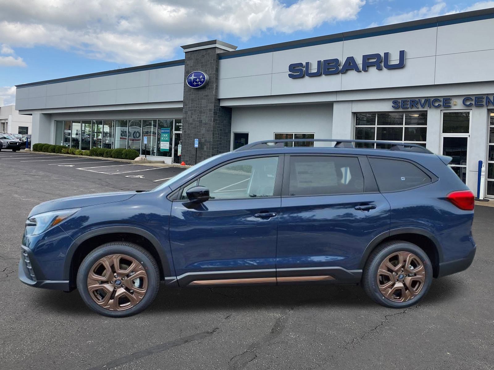 New 2025 Subaru Ascent Bronze Edition image 3