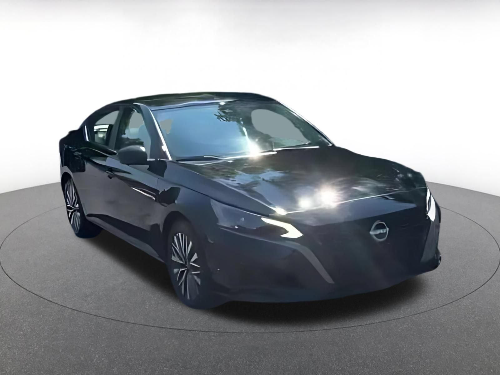 Used 2026 Nissan Altima 2.5 SV FWD image 16