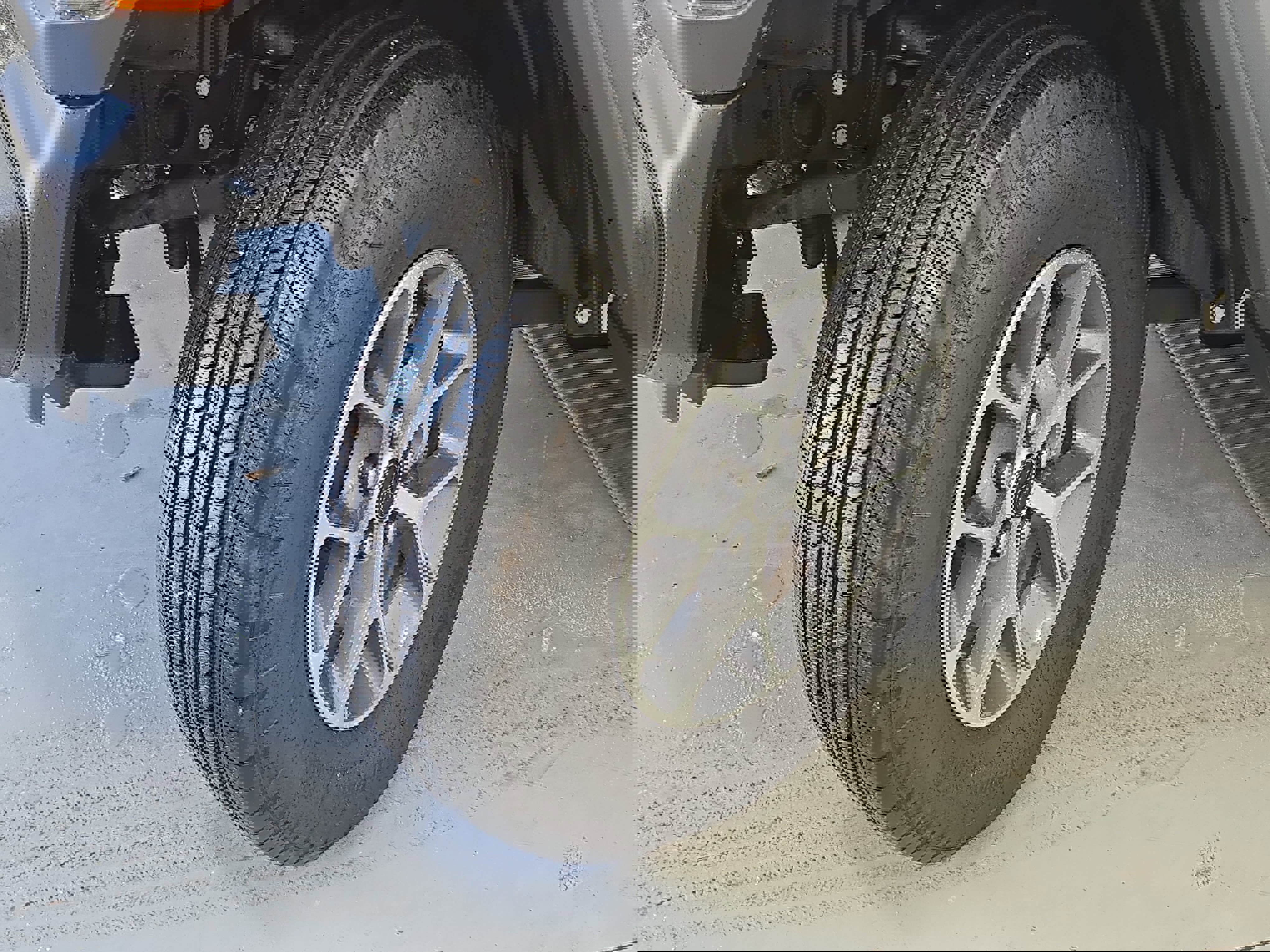 Used 2024 Jeep Wrangler Sport S image 31