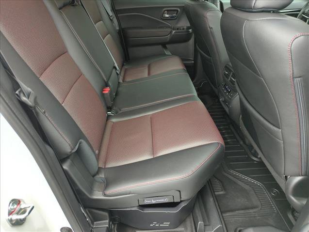 Certified 2025 Honda Ridgeline Black Edition image 21