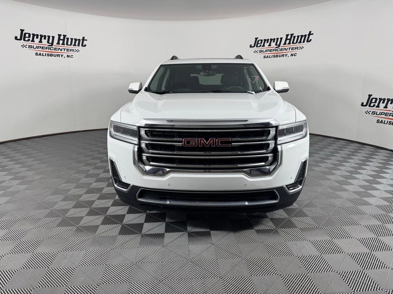 Used 2023 GMC Acadia SLE w/ Driver Convenience Package image 7