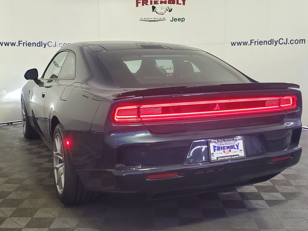 Used 2024 Dodge Charger Daytona Scat Pack w/ Plus Group AWD/4WD image 4