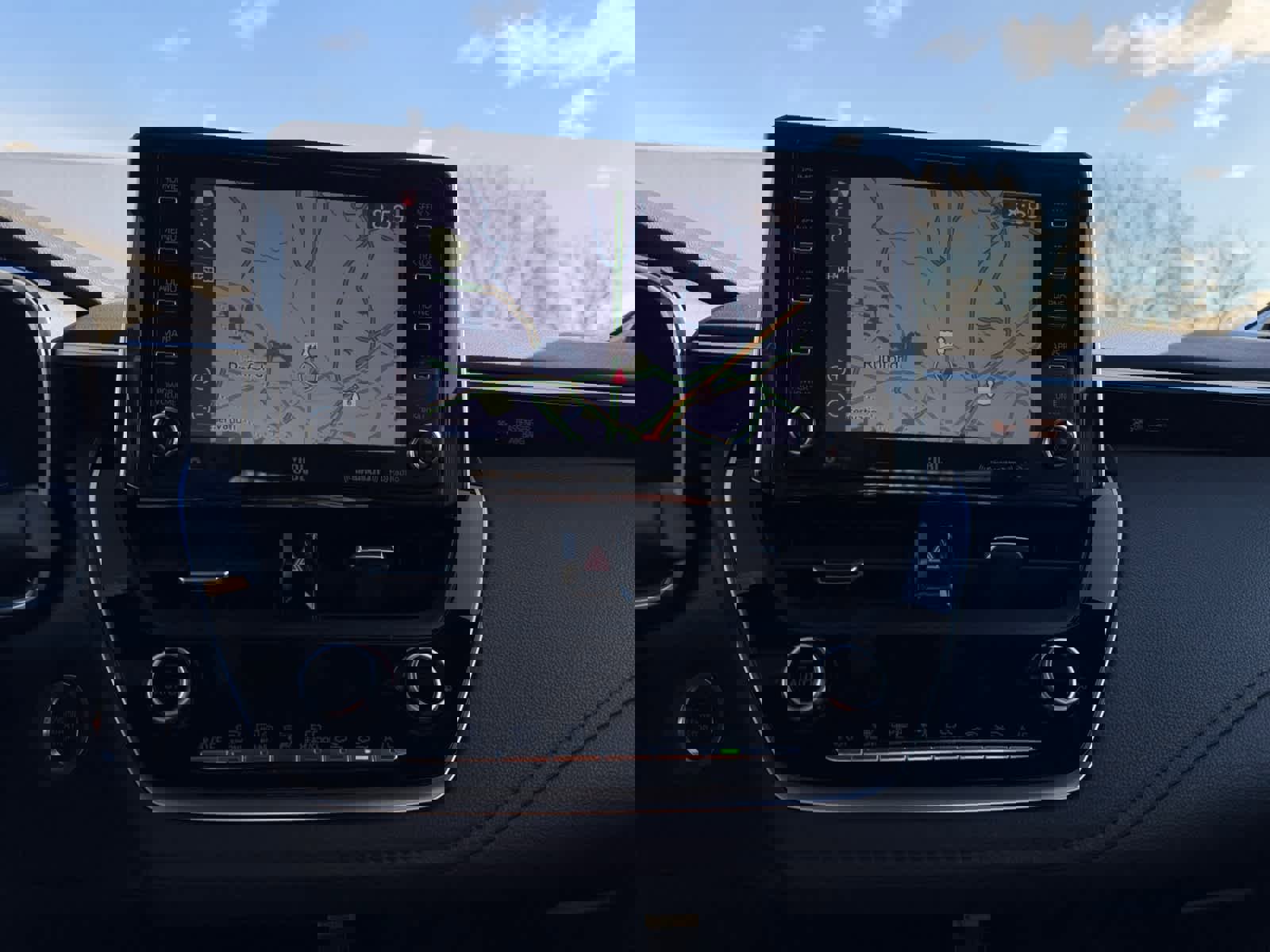 Used 2022 Toyota Corolla XSE image 21