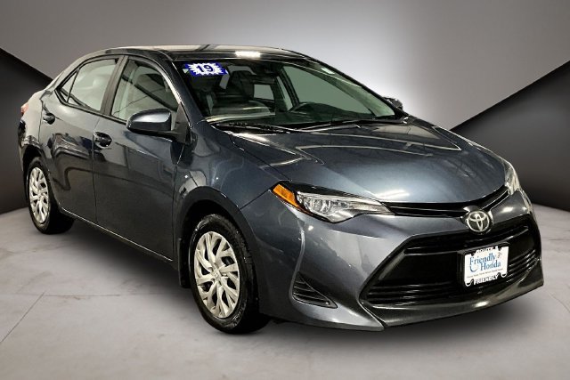 Used 2019 Toyota Corolla LE FWD image 3