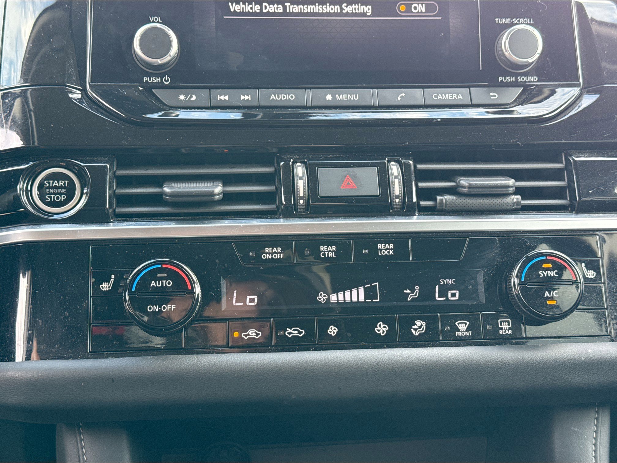 Used 2023 Nissan Pathfinder SV image 34