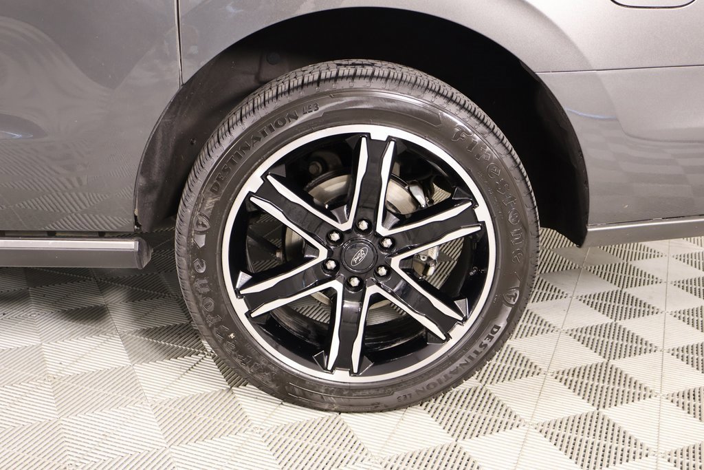 Used 2021 Ford Expedition Max Limited image 21