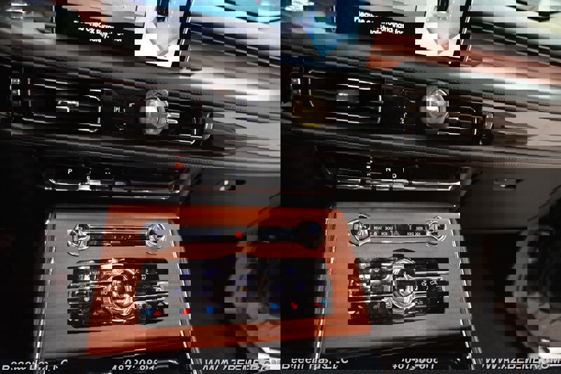 Used 2023 Lincoln Aviator Reserve w/ Equipment Group 201A image 34