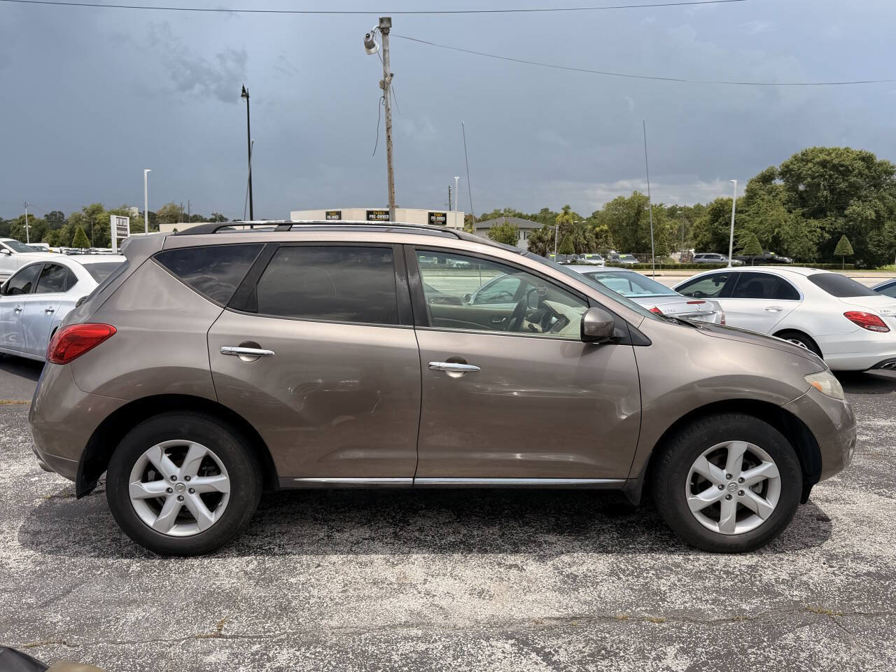 Used 2010 Nissan Murano SL w/ Leather Pkg FWD image 3