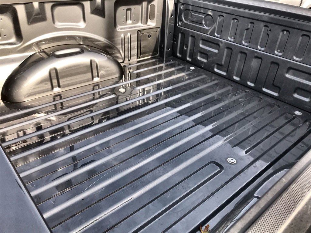 Used 2025 Ford F150 Lariat w/ Equipment Group 501A Mid image 23