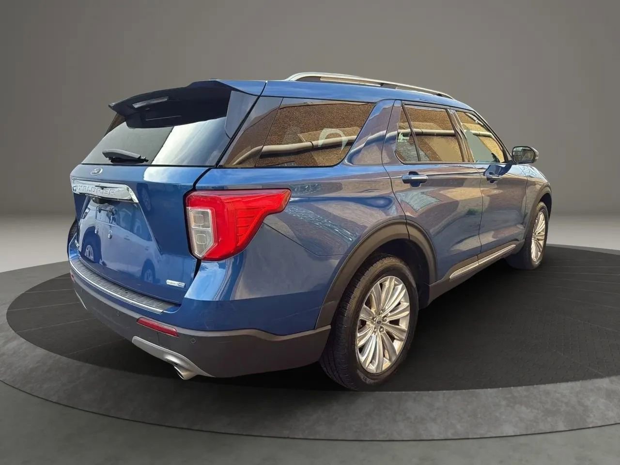 Used 2020 Ford Explorer Limited image 5