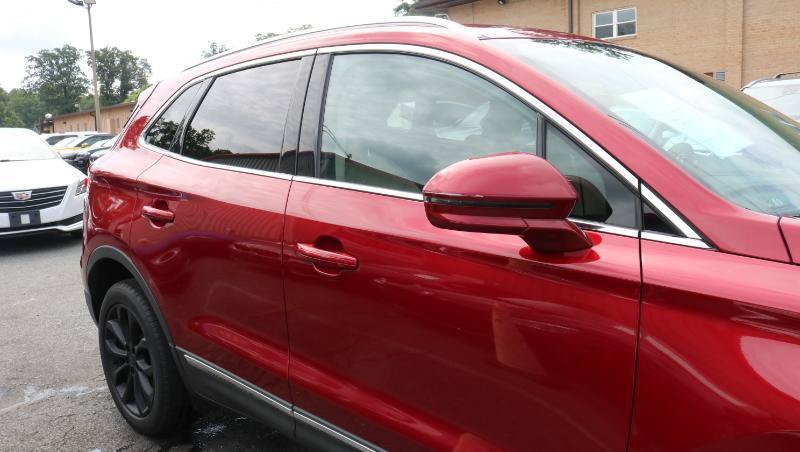 Used 2017 Lincoln MKC Select w/ Lincoln MKC Climate Package FWD image 8