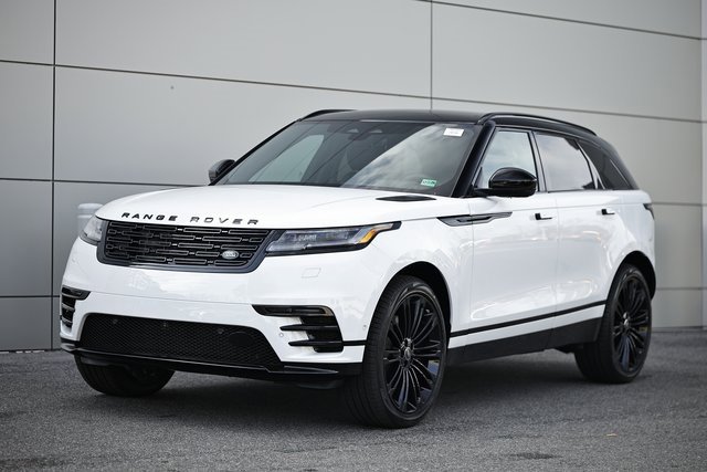 New 2026 Land Rover Range Rover Velar Dynamic SE