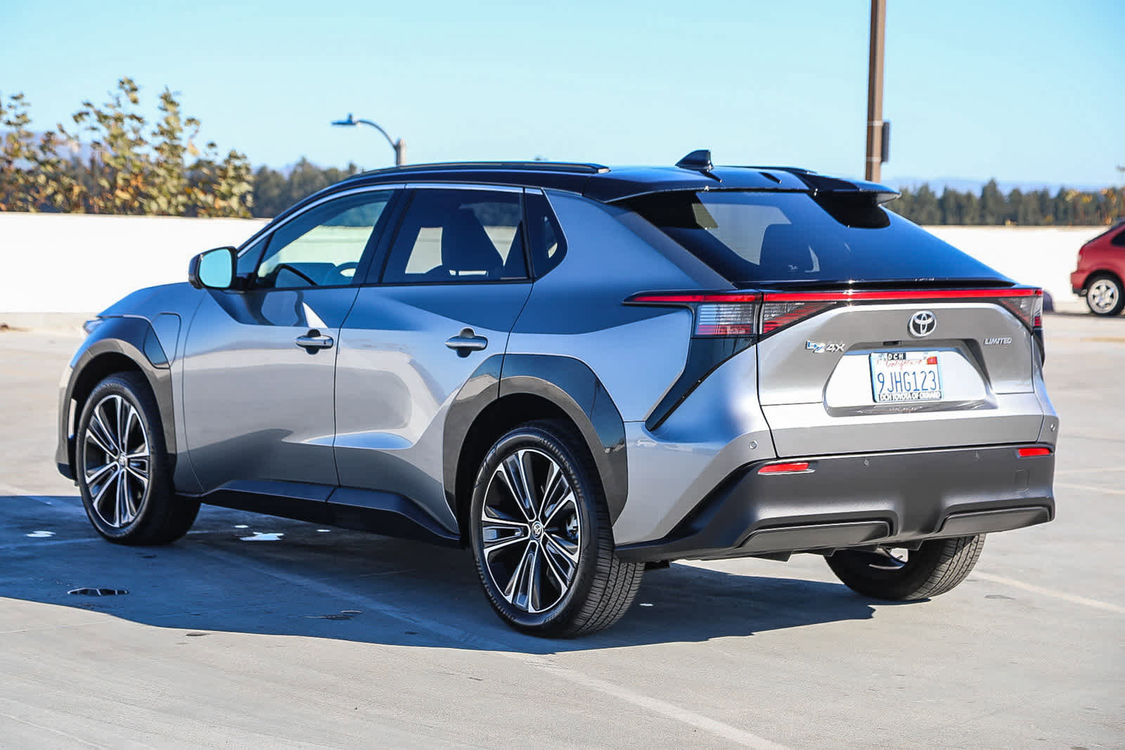 Used 2023 Toyota bZ4X Limited image 7