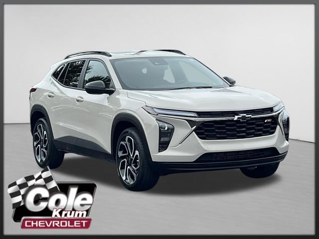 Used 2026 Chevrolet Trax RS w/ Sunroof Package FWD image 1