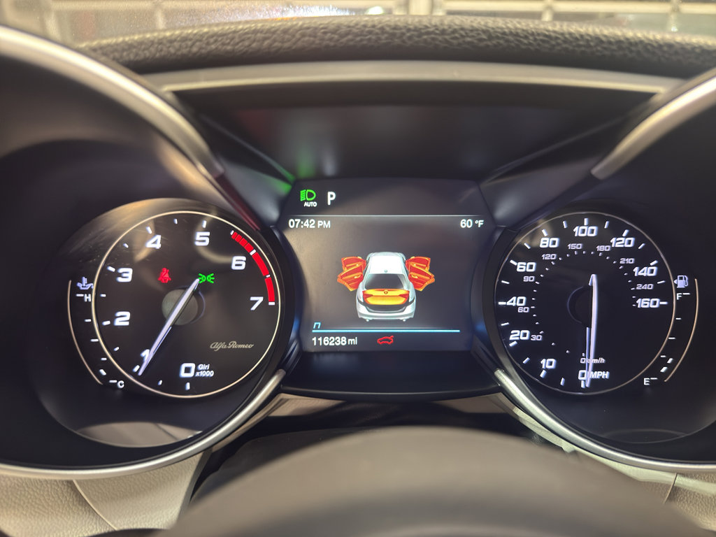 Used 2020 Alfa Romeo Giulia Ti image 18