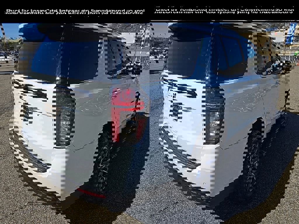 Used 2024 Chevrolet Tahoe Z71 w/ Luxury Package image 3