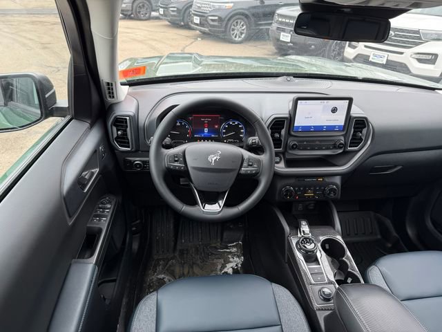 Used 2024 Ford Bronco Sport Outer Banks w/ Tech Package AWD/4WD image 6