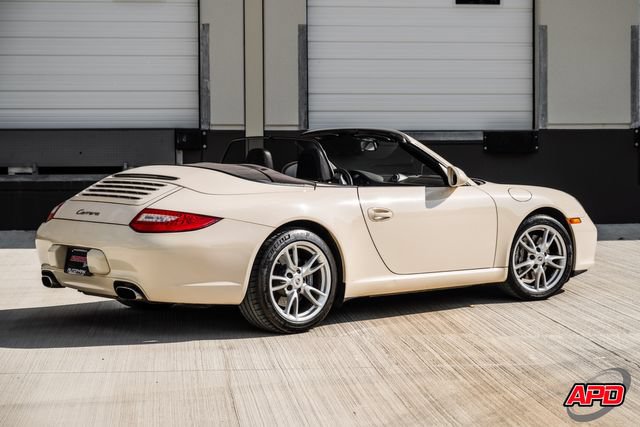 Used 2009 Porsche 911 Carrera RWD image 4