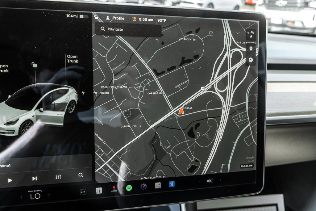Used 2020 Tesla Model 3 Standard Range Plus RWD image 17