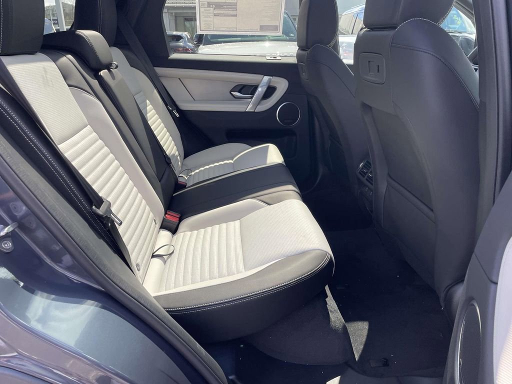 New 2026 Land Rover Discovery Sport Landmark image 20
