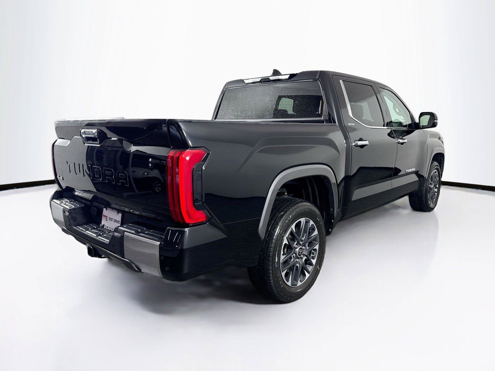 Used 2023 Toyota Tundra Limited w/ Power Package AWD/4WD image 2