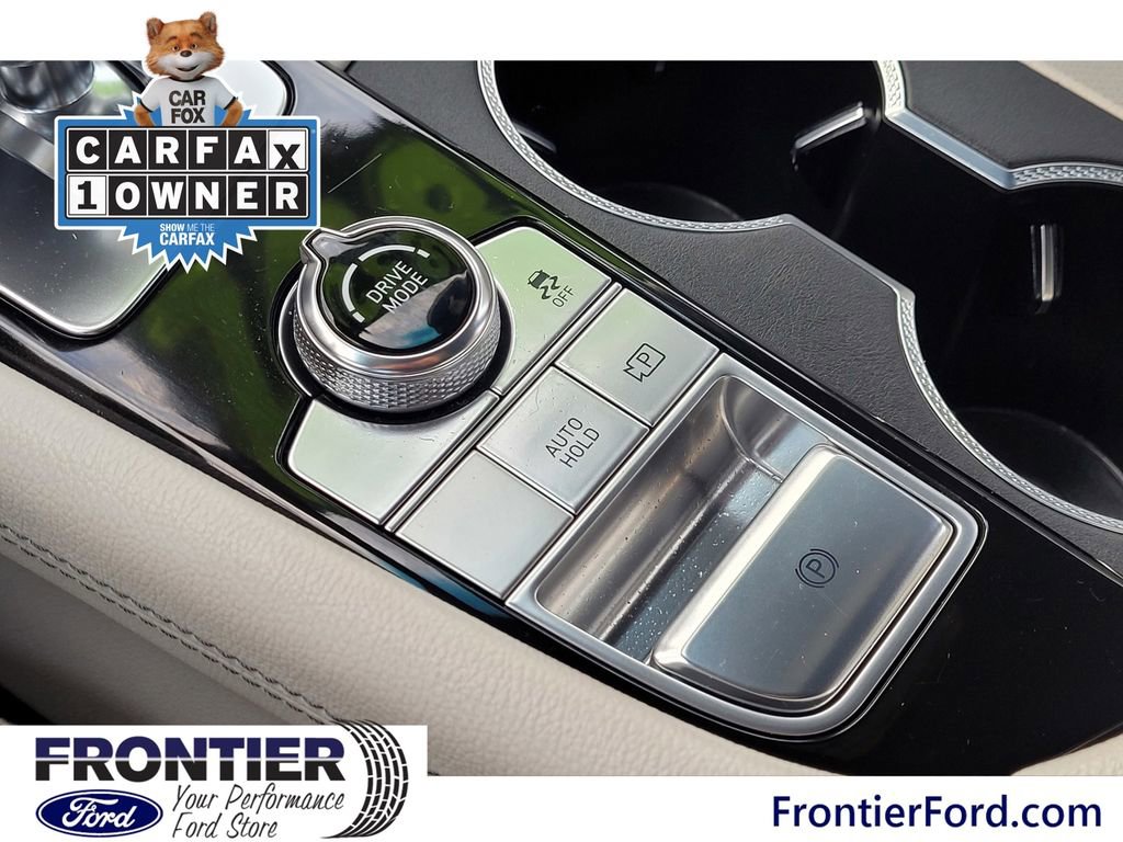 Used 2024 Genesis G70 2.5T image 27