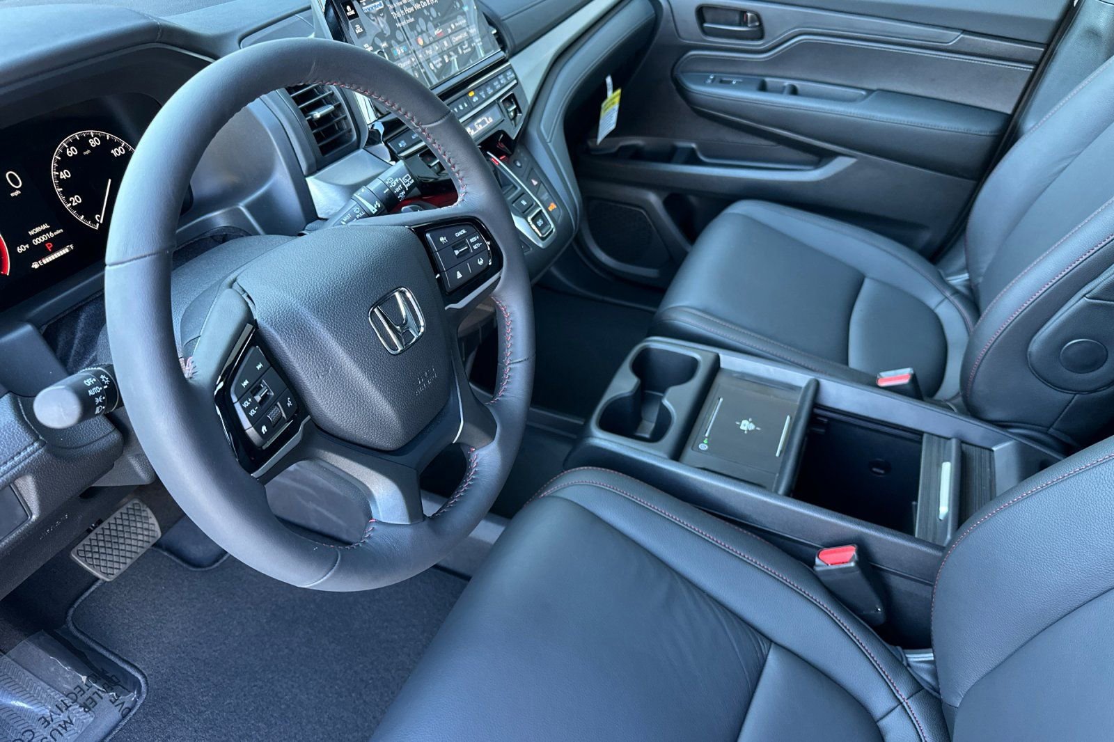 Used 2026 Honda Odyssey Sport-L image 10