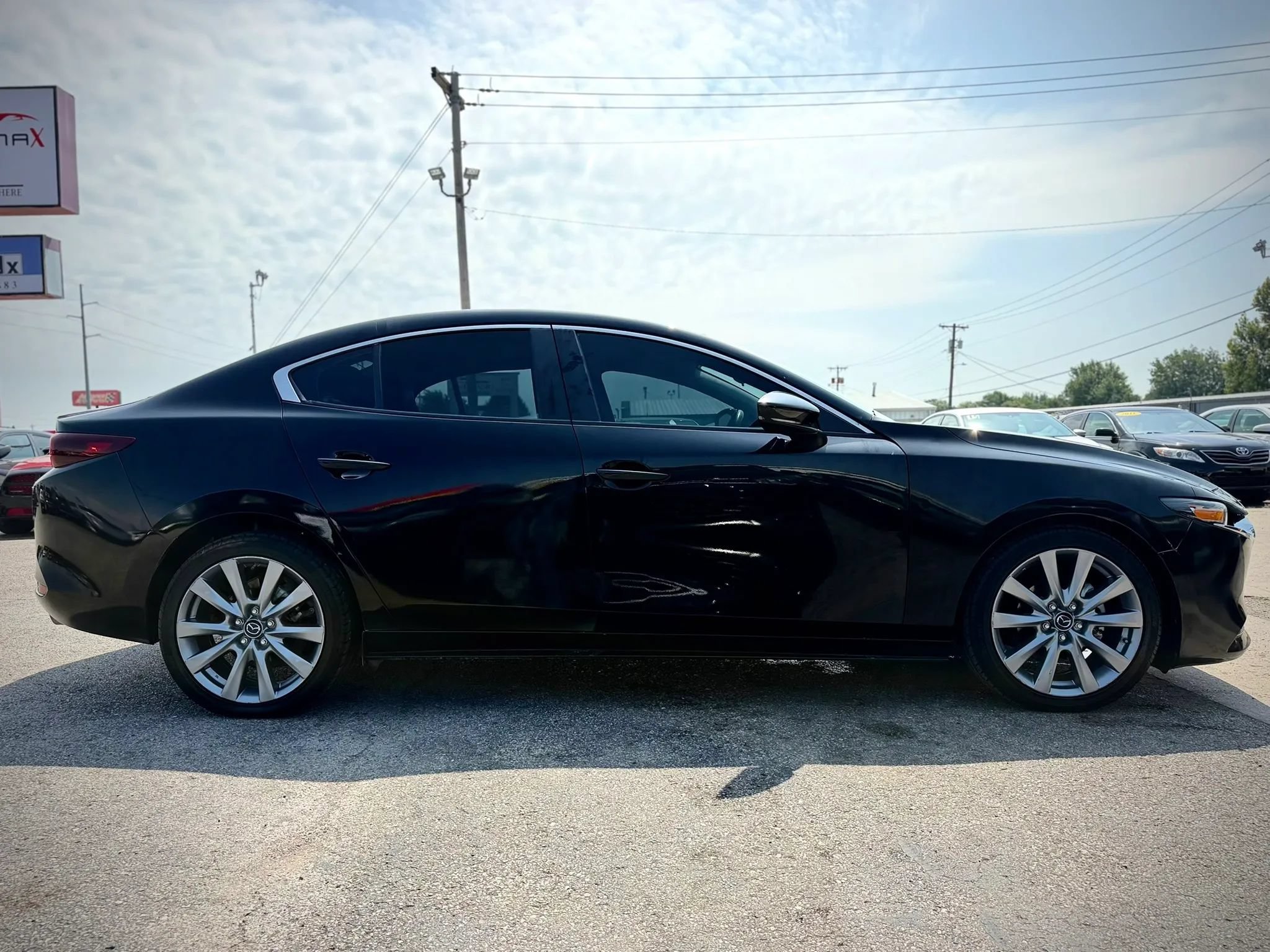 Used 2023 MAZDA MAZDA3 s FWD image 47