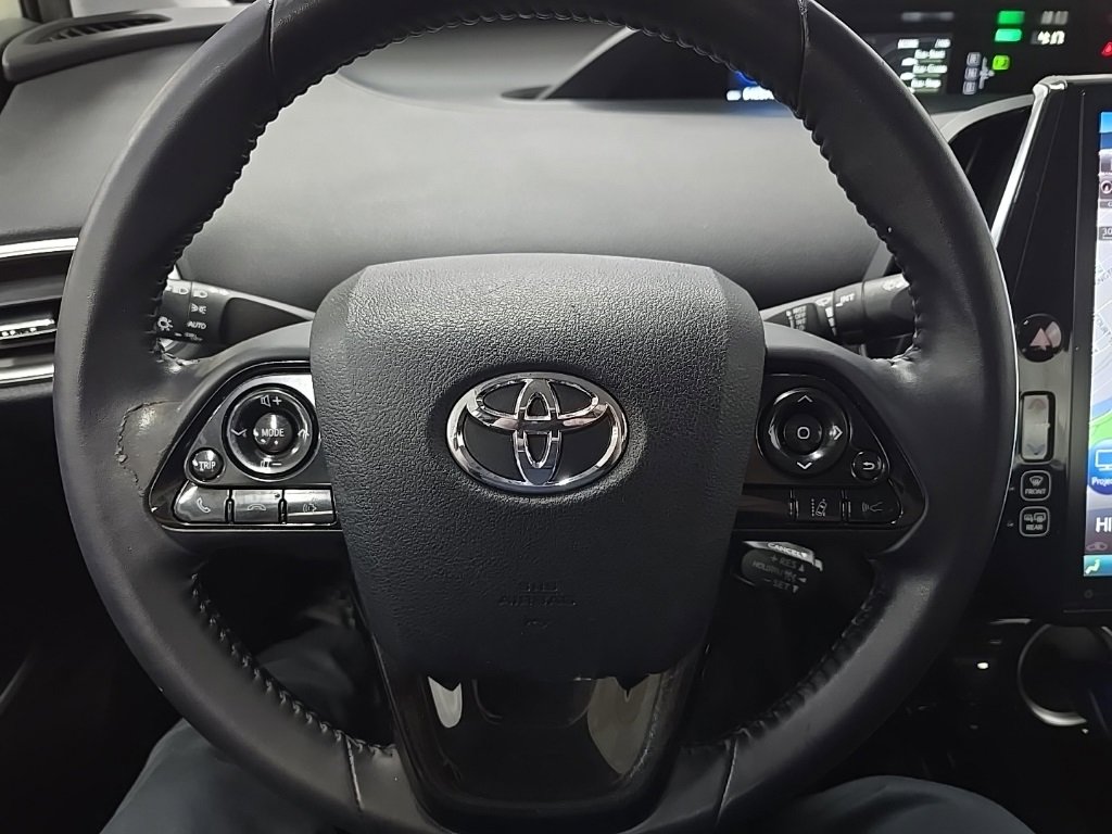 Used 2022 Toyota Prius Prime XLE image 19