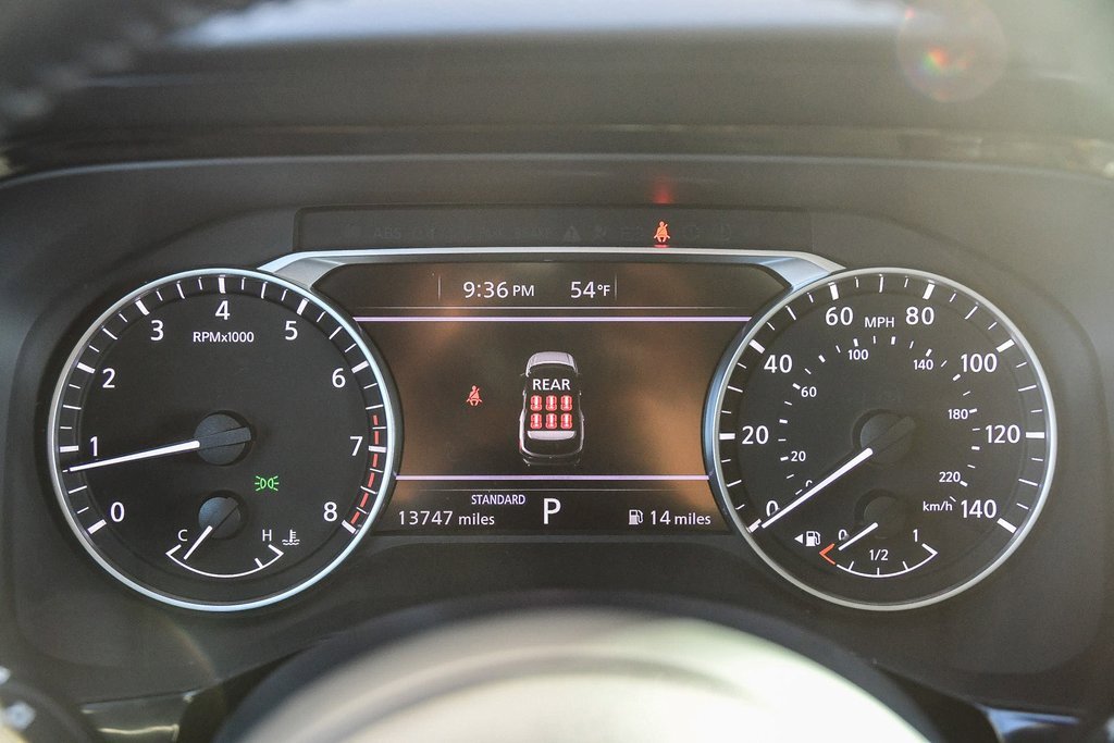 Used 2024 Nissan Pathfinder SV image 21