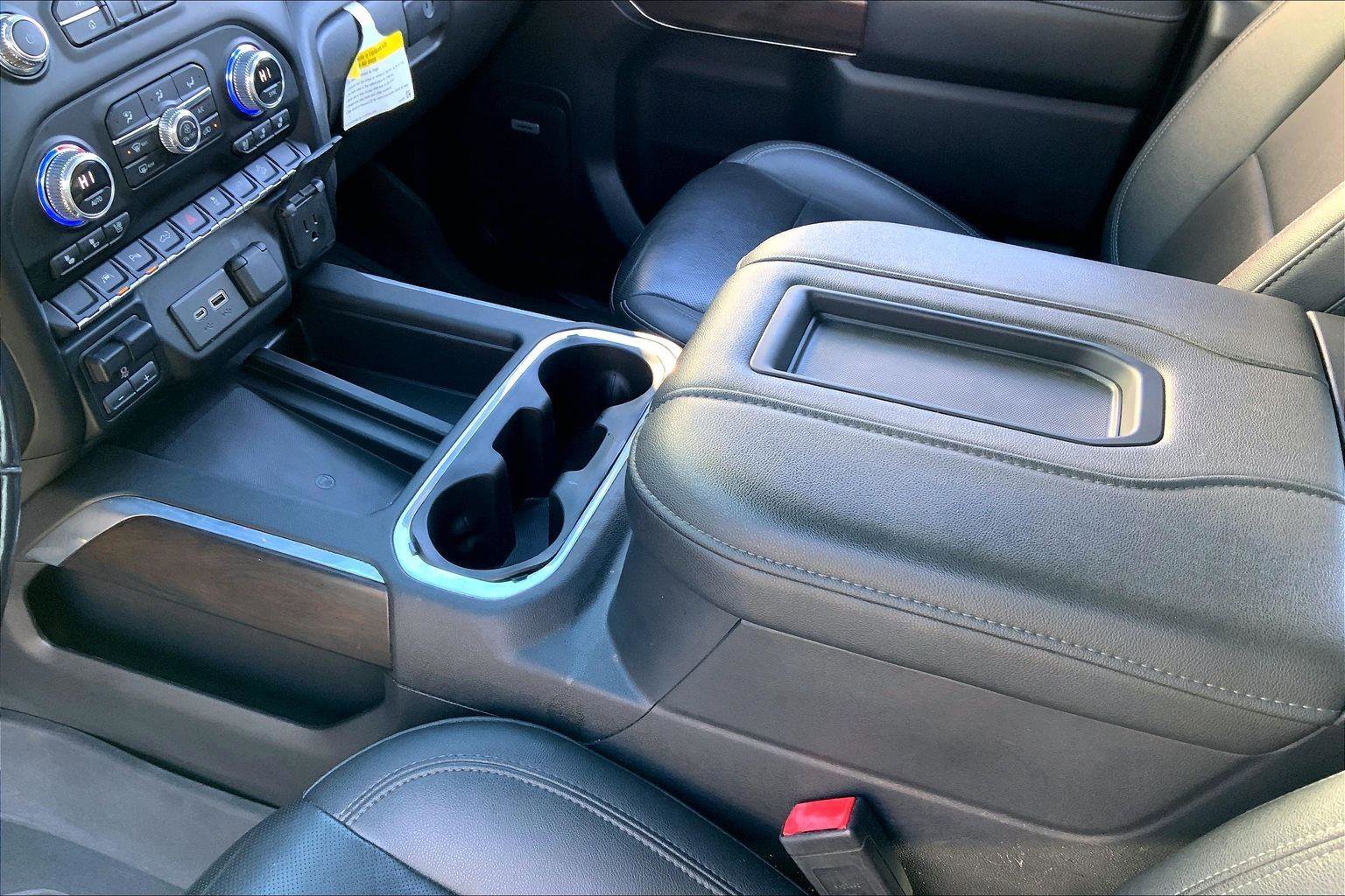 Used 2022 GMC Sierra 1500 SLT w/ SLT Premium Plus Package image 16